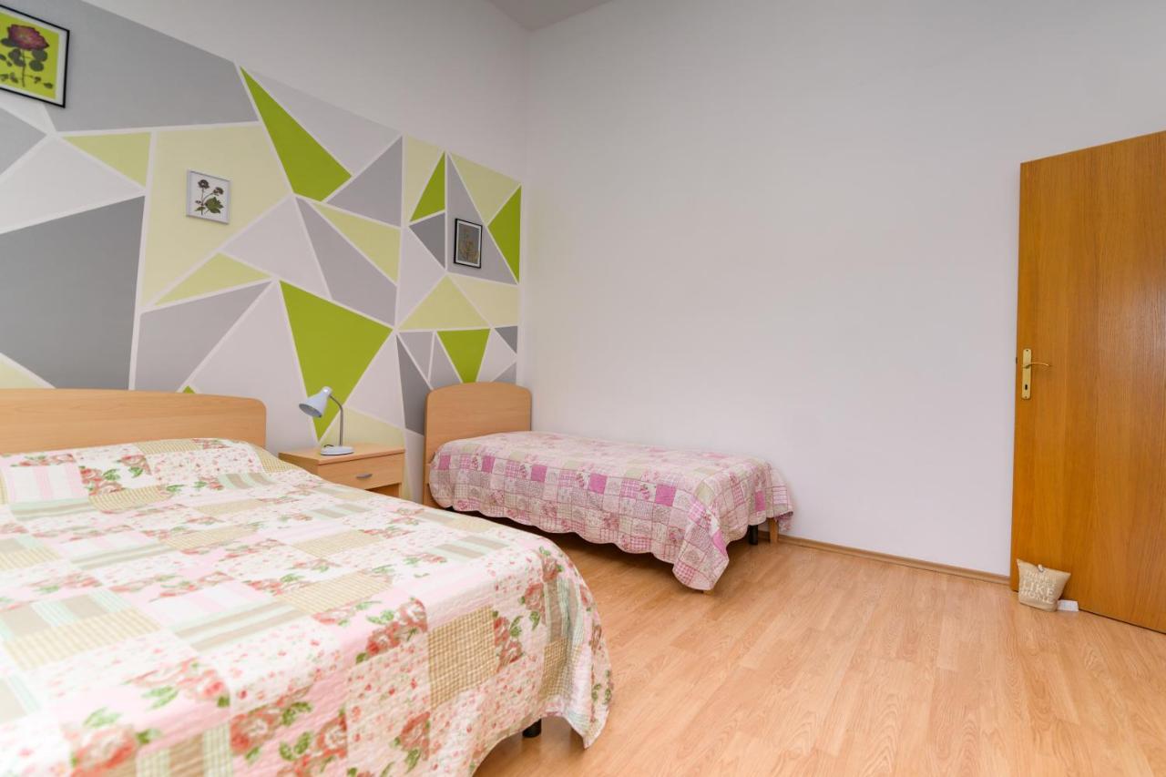 Apartmani Noris Martinšćica エクステリア 写真