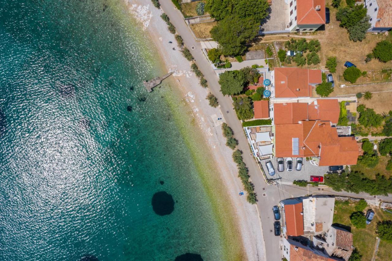 Apartmani Noris Martinšćica エクステリア 写真